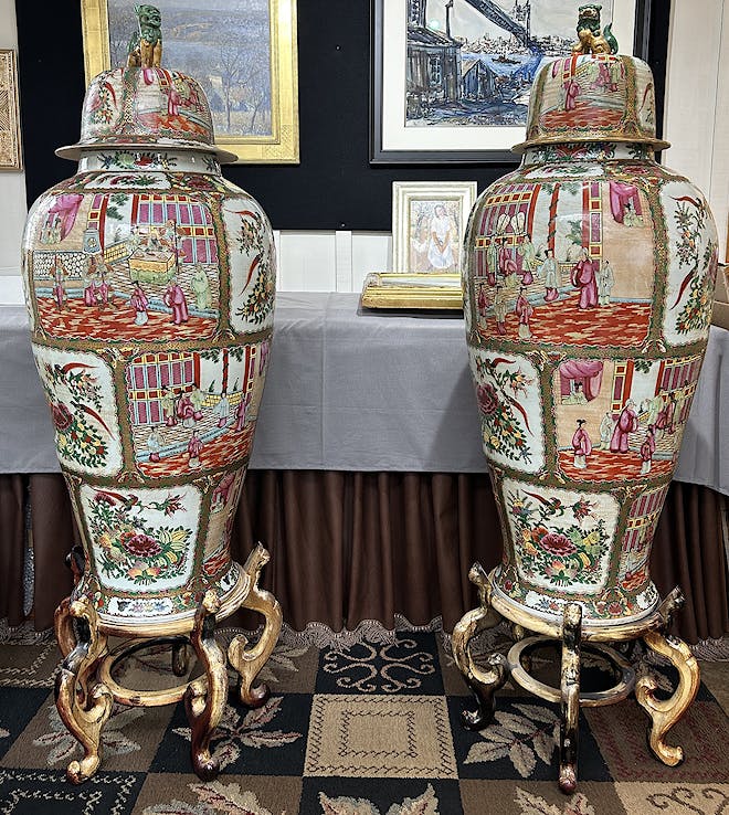 Chinese Canton Vases Pair